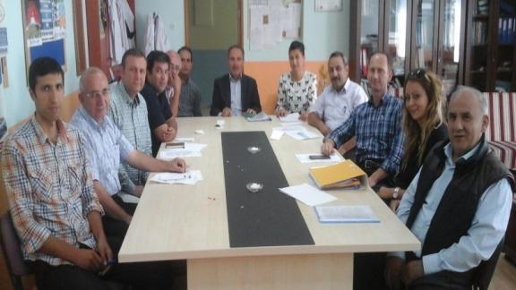 2015- 2016 eğitim öğretim yılı müdürler kurulu Davut Zeki Akpınar Yatılı Bölge Ortaokulunda toplandı.