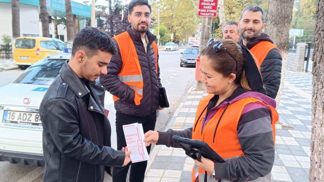 TRAFİK GÜVENLİĞİ BROŞÜRLERİ DAĞITILDI
